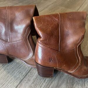 FRYE Brown Leather Boots 7 1/2B
